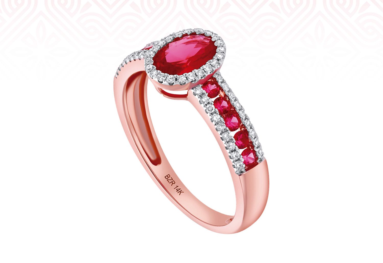 anillo con rubies y diamantes